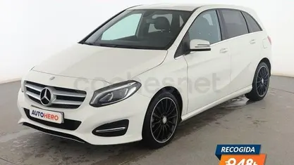Usado Mercedes B200 Urban 136 CV (100 kW) 2015 Blanco Monovolumen