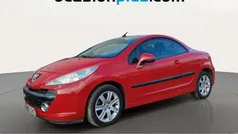 Rojo Usado 2008 Peugeot 207 CC Descapotable | 6200 €