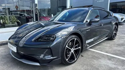 Usado Porsche Taycan 4S Cross Turismo 439 kW (598 CV) 2024 Berlina