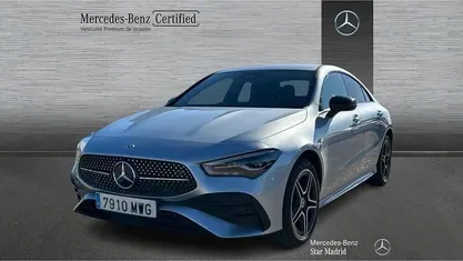 Gris Usado 2024 Mercedes CLA250e AMG line Berlina | 40.990 € (Precio justo)