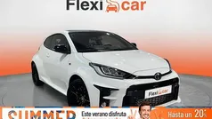 Blanco Usado 2022 Toyota Yaris Berlina | 33.990 € (Buen precio)