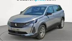 Gris Usado 2023 Peugeot 5008 Active Monovolumen | 25.364 € (Precio justo)