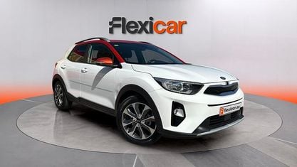 Usado Kia Stonic 120 CV (88 kW) 2018 Blanco SUV