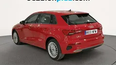 Rojo Usado 2023 Audi A3 Sportback Advanced Utilitario | 20.861 € (Super precio)