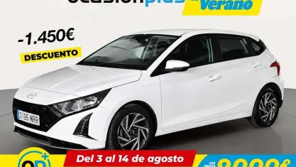 Usado Hyundai i20 101 CV (74 kW) 2024 Blanco Utilitario