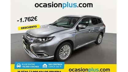 Usado Mitsubishi Outlander P-HEV 224 CV (164 kW) 2019 Blanco SUV
