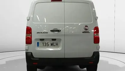 Käytetty Fiat Scudo 103 HP (75 kW) 2023 Valkoinen Van