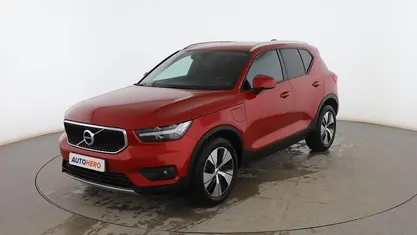 Usado Volvo XC40 Business Edition 262 CV (192 kW) 2020 Rojo SUV