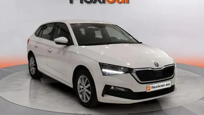 Usado 2021 Skoda Scala Ambition Utilitario | 12.990 € (Precio justo)