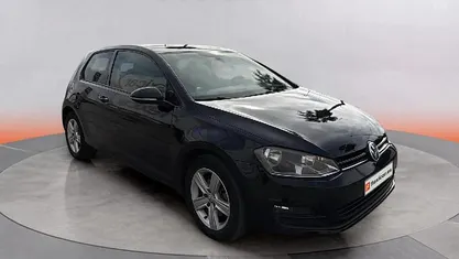 Usado 2017 VW Golf Advance Berlina | 12.490 € (Precio justo)