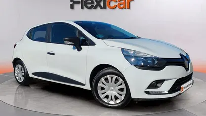 Usado 2019 Renault Clio IV Business Utilitario | 8790 € (Buen precio)