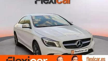 Usado Mercedes CLA200 136 CV (100 kW) 2016 Berlina