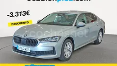 Gris / plata Nuevo 2025 Skoda Superb Essence Berlina | 36.450 € (Super precio)