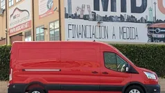 Rojo Usado 2021 Ford Transit Trend Monovolumen | 24.950 € (Precio justo)