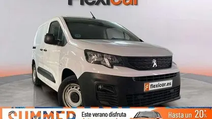 Usado Peugeot Partner Premium 102 CV (75 kW) 2022 Monovolumen