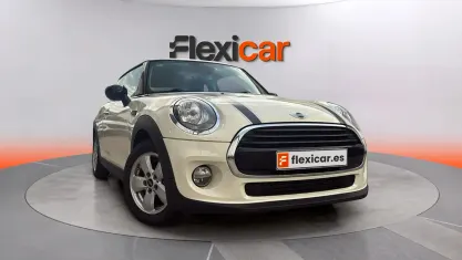 Usado Mini Cooper D 116 CV (85 kW) 2018 Blanco Utilitario
