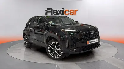 Usado Toyota Yaris Hybrid Active 116 HP (85 kW) 2022