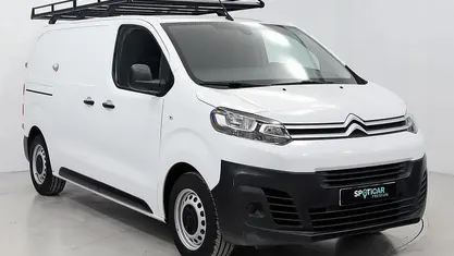 Käytetty Citroën Jumpy 102 HP (75 kW) 2023 Valkoinen Tila-auto