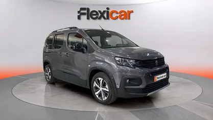 Usado Peugeot Rifter GT-line 131 CV (96 kW) 2019 Monovolumen