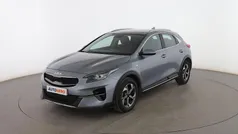 Gris Usado 2022 Kia XCeed SUV | 15.999 € (Precio justo)
