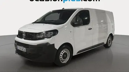 Blanco Usado 2024 Opel Vivaro Monovolumen | 23.900 € (Precio justo)