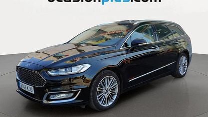 Usado Ford Mondeo Vignale 240 CV (176 kW) 2018 Negro Monovolumen