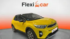 Usado 2018 Kia Stonic SUV | 11.990 € (Super precio)