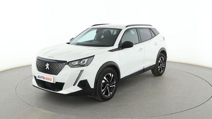 Käytetty Peugeot 2008 Allure 101 HP (74 kW) 2022 Valkoinen Katumaasturi