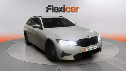 Usado BMW 330e 292 CV (214 kW) 2020 Blanco Familiar