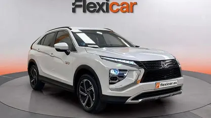 Usado Mitsubishi Eclipse Cross 188 CV (138 kW) 2022 SUV