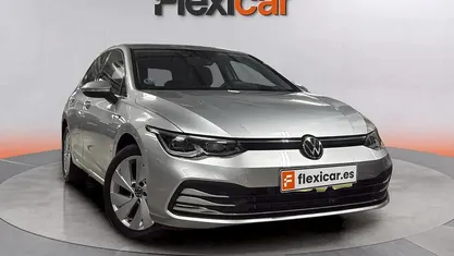 Gris Usado 2022 VW Golf VIII Life Familiar | 23.990 € (Precio justo)