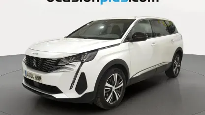 Usado Peugeot 5008 Allure 131 CV (96 kW) 2024 Blanco SUV