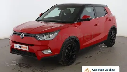 Usado Ssangyong (KGM) Tivoli Limited 129 CV (94 kW) 2017 SUV