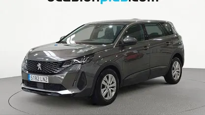 Usado Peugeot 5008 Active 131 CV (96 kW) 2021 Monovolumen
