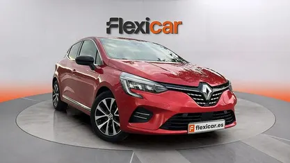 Käytetty Renault Clio V Equilibre 90 HP (66 kW) 2023 Sedan