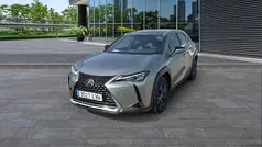 Gris Usado 2021 Lexus UX 250h Business Edition SUV | 26.000 € (Precio justo)