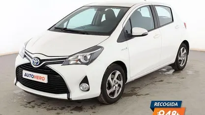 Usado Toyota Yaris Hybrid Active 101 CV (74 kW) 2014