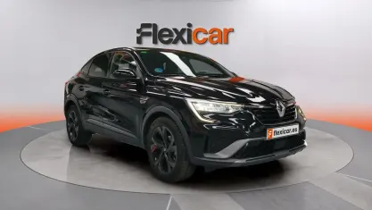 Usado Renault Arkana RS Line 160 CV (117 kW) 2022 Negro SUV