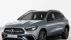 Gris Nuevo 2025 Mercedes GLA200 SUV | 49.970 € (Precio justo)