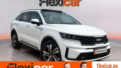 Używany Kia Sorento 194 KM (142 kW) 2023 Biały SUV