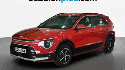 Usado Kia Niro 141 CV (103 kW) 2024 Rojo SUV