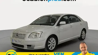 Usado Toyota Avensis Sol 129 CV (94 kW) 2005 Berlina