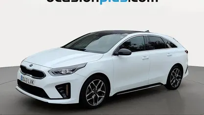 Blanco Usado 2021 Kia ProCeed GT-Line Monovolumen | 18.173 € (Precio justo)