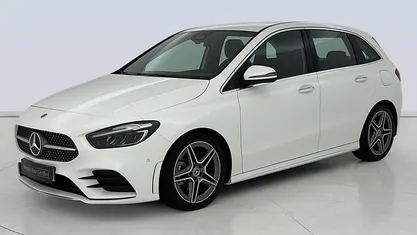 Usado Mercedes B200 AMG line 150 CV (110 kW) 2025 Blanco Monovolumen