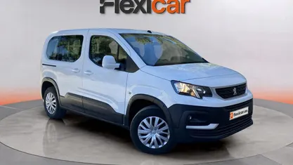 Usado Peugeot Rifter Active 131 CV (96 kW) 2021 Monovolumen