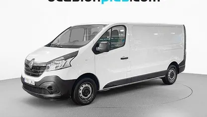 Usado Renault Trafic 120 CV (88 kW) 2022 Blanco Monovolumen