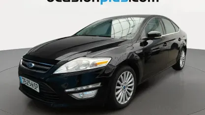 Usado Ford Mondeo Limited 140 CV (102 kW) 2013 Negro Berlina