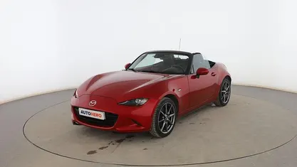 Usado Mazda MX5 Luxury 160 CV (117 kW) 2017 Rojo Descapotable