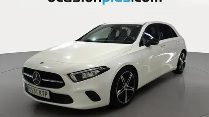 Blanco Usado 2019 Mercedes A180 Utilitario | 17.264 € (Buen precio)