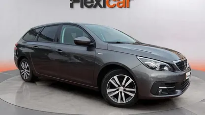 Usado 2021 Peugeot 308 SW Style Familiar | 11.990 € (Precio justo)